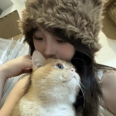 拿针的女孩